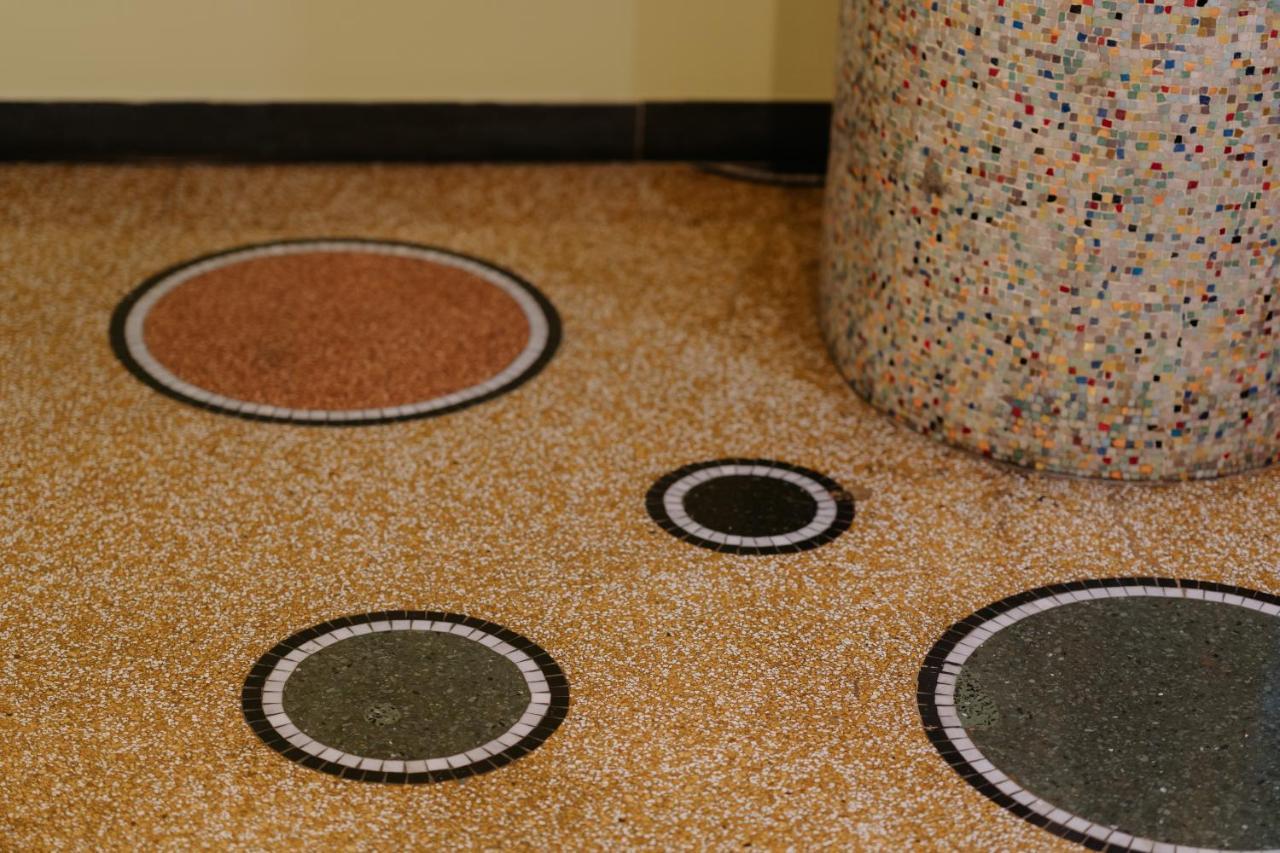 Le Stanze Del Piccadilly Hostel Genoa Bagian luar foto